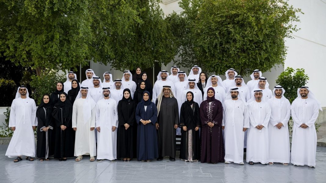 Sheikh Mohamed Hosts Chinese Delegation from International Leadership Initiative