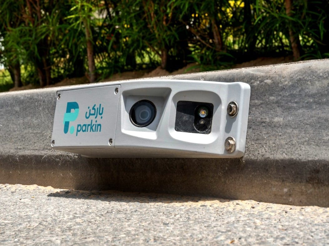 Dubai Introduces Solar-Powered AI Cameras for Street Parking